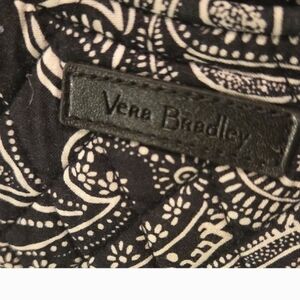 Vera Bradley EUC Black and Cream Paisley Tote w/zip Closure & Side Compartments